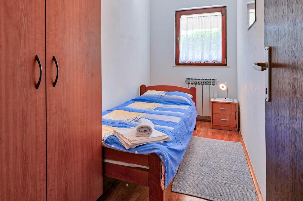 Iby Apartment Pola Esterno foto